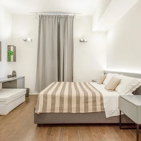 Next Stop Relax - Near Station 3* Modena