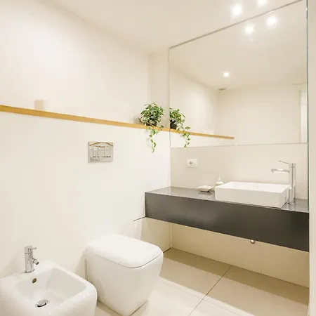 Next Stop Relax - Near Station 3* Modena