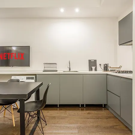 Penzion Next Stop Relax - Near Station