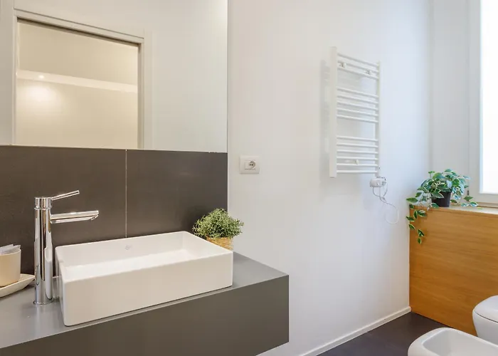 Pensión Next Stop Relax - Near Station 3*