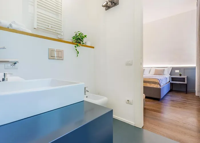 Next Stop Relax - Near Station Vendégház Modena