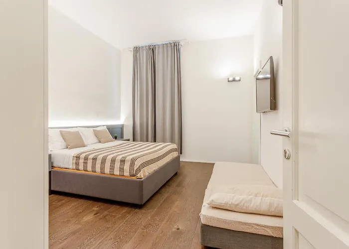 Vendégház Next Stop Relax - Near Station 3*