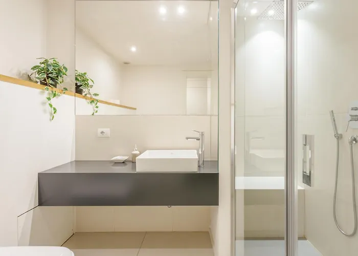 Next Stop Relax - Near Station 招待所 3*