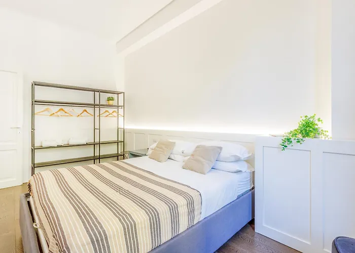 Pensión Next Stop Relax - Near Station 3*