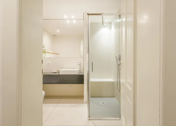 Next Stop Relax - Near Station Vendégház Modena